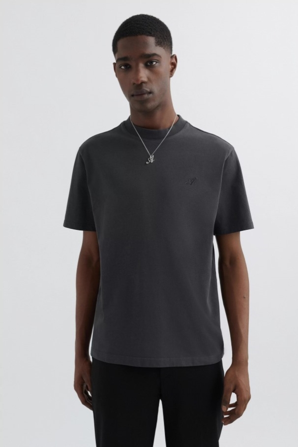 シグネチャー T シャツ アクセル アリガト フェード ブラック