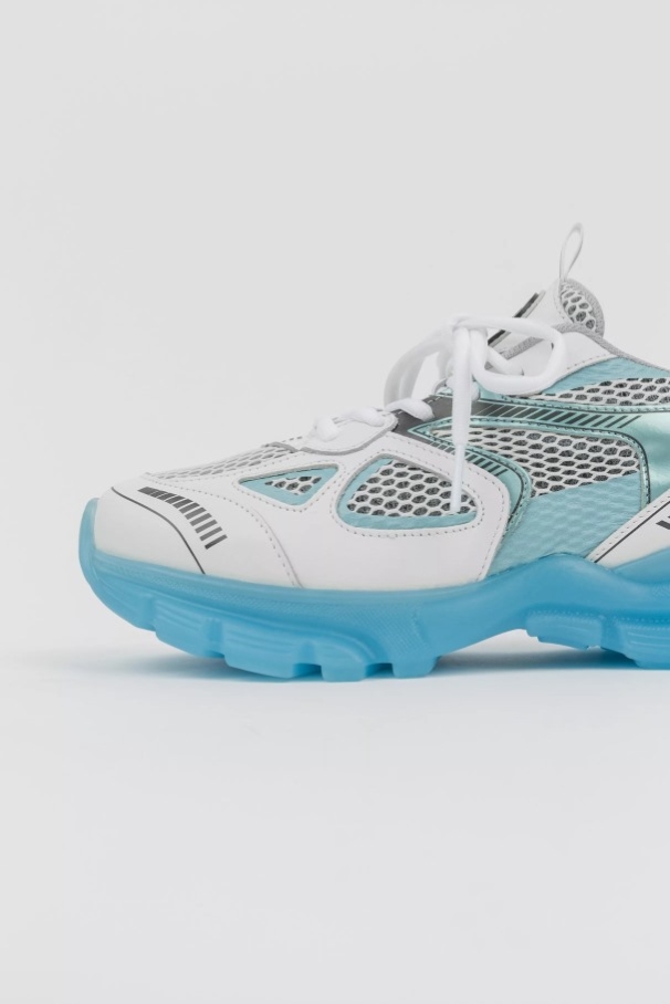 アクセルありがとうホワイトブルーマラソンランナー