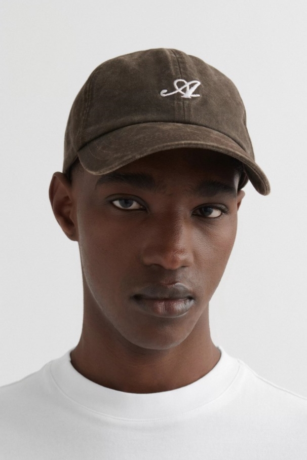 ウォッシュド シグネチャー キャップ ウォッシュド ブラウン アクセル アリガト