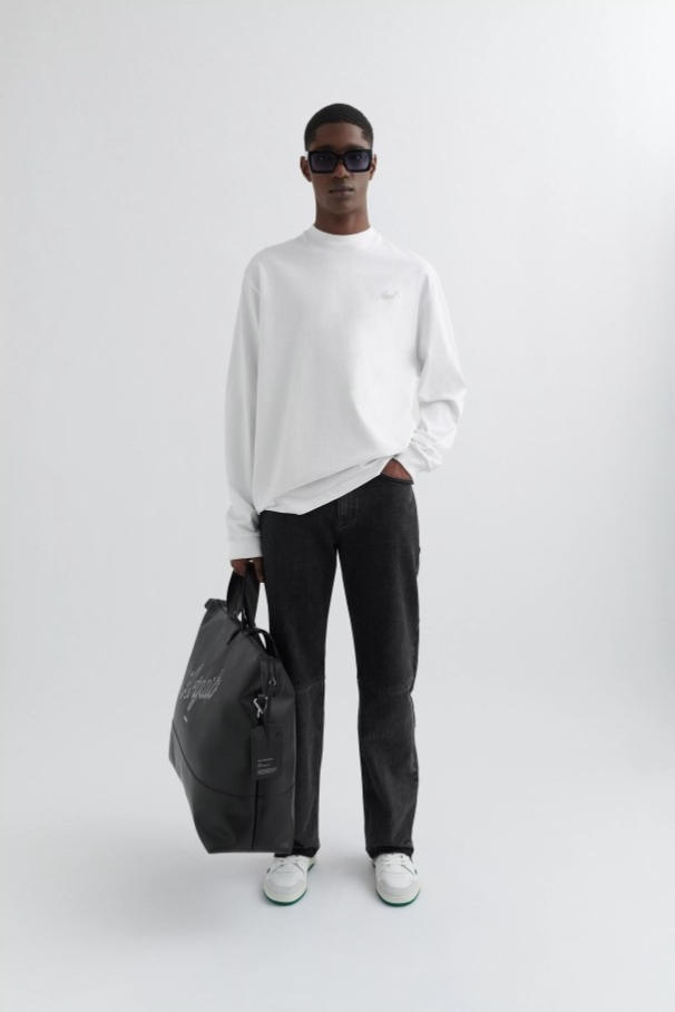 定番の長袖tシャツ 白アクセル ありがとう