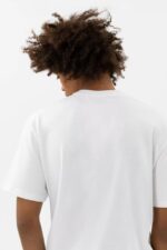 Axel Arigato ホワイト フォーカス ロゴ Tシャツ - 画像 (2)