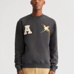Axel Arigato Faded Black Varsity Bee Bird スウェットシャツ