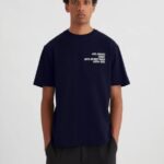 エスケープアクセル Tシャツ 紺 Axel Arigato