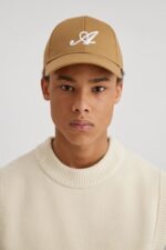 シグネチャー キャップ キャメル アクセル アリガト