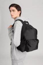 スターリング ロゴ バックパック アクセル アリガト ブラック