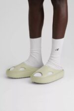 マグマ サンダル アクセル アリガト グリーン